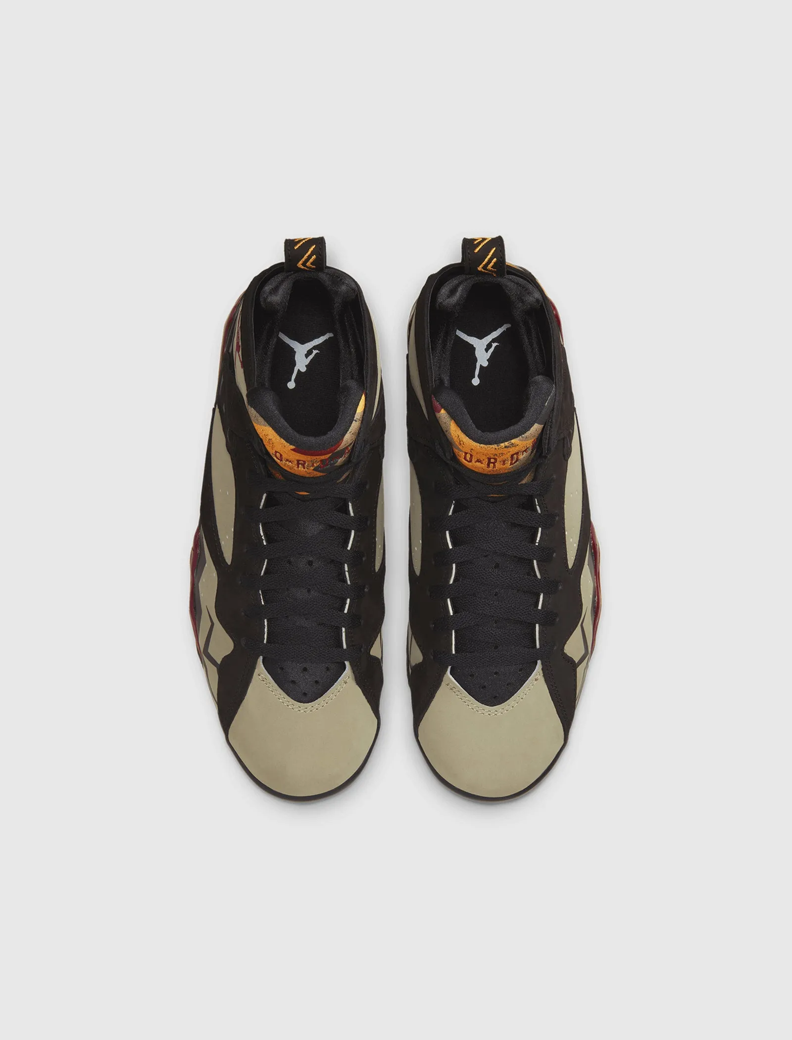 AIR JORDAN 7 RETRO SE "BLACK OLIVE"