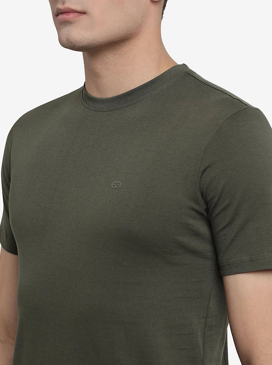 Dark Green Solid Slim Fit T-Shirt | JadeBlue