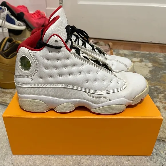 Fair Youth Sz 7Y Jordan 13 Retro Sneakers Alternative History Of Flight In White