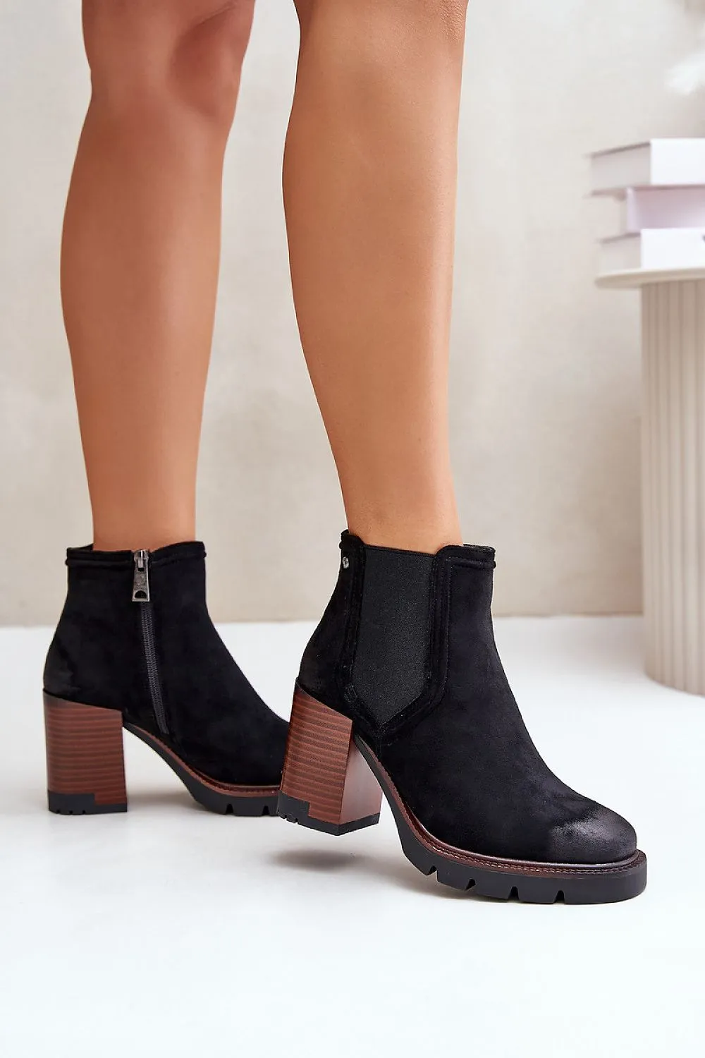 Heel boots