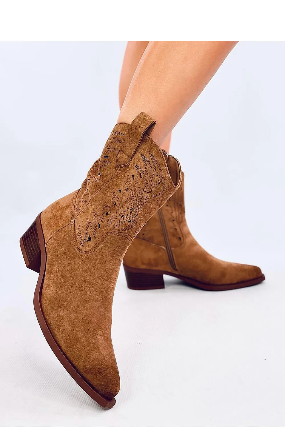 Heel boots