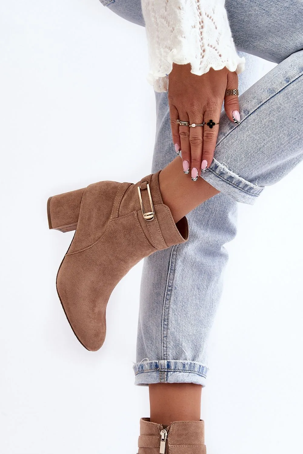 Heel boots