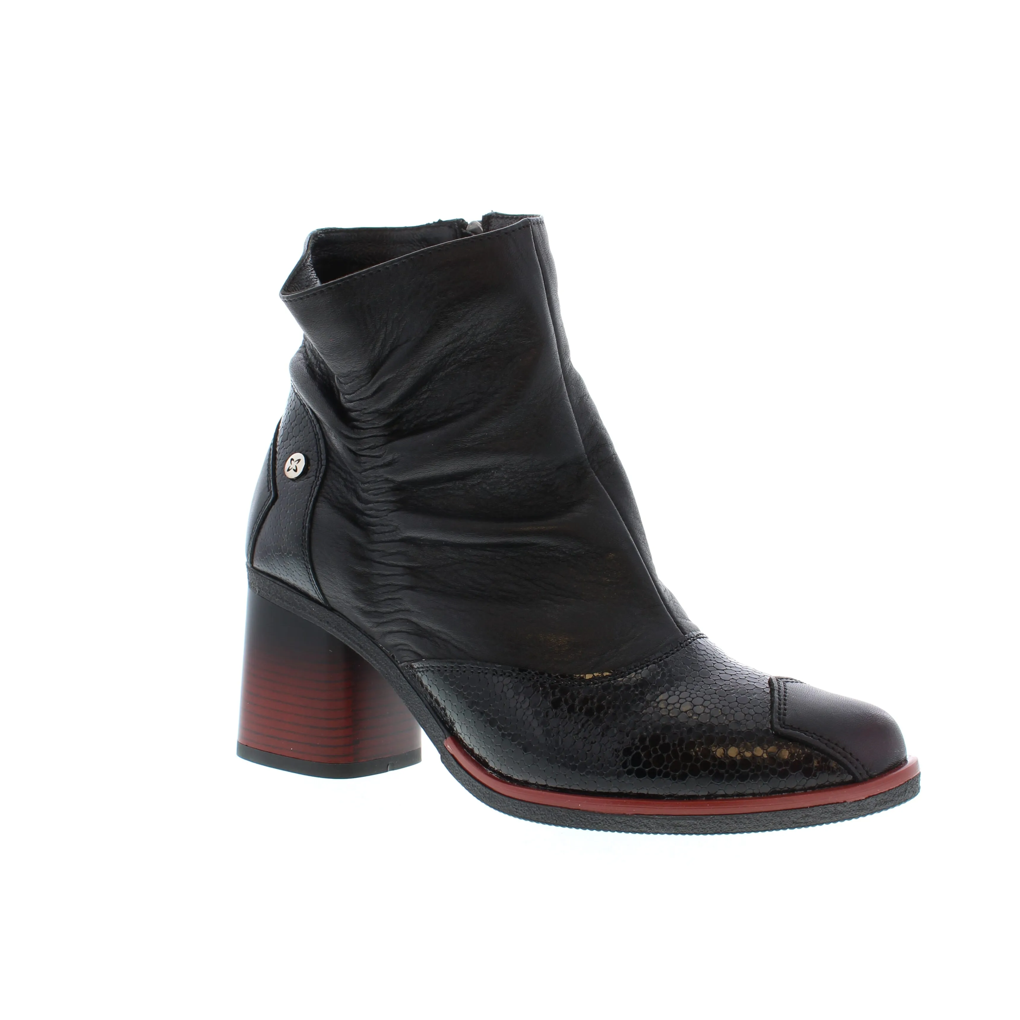 Maciejka Boot - Black/Red