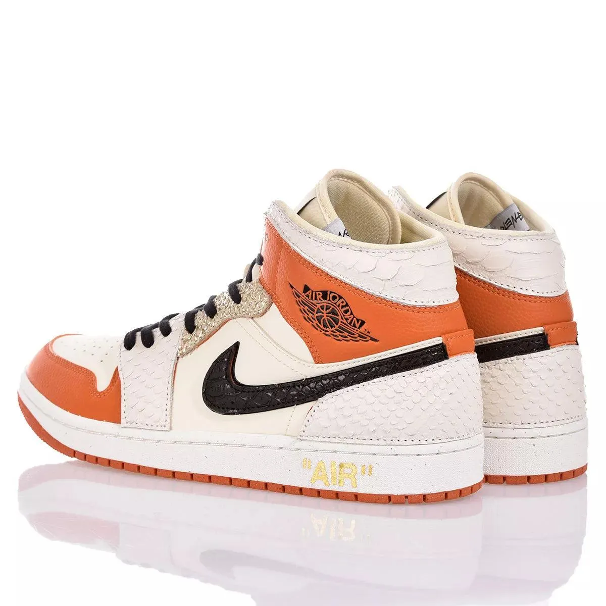 Nike Air Jordan 1 Tangerine