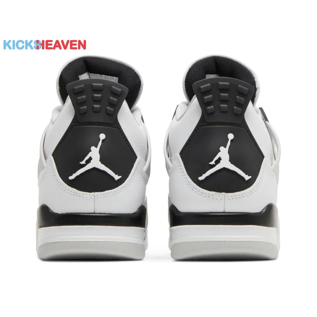 Nike Air Jordan 4 Retro 'Military Black'