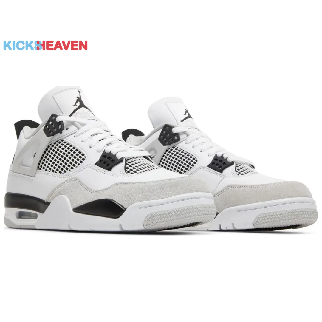 Nike Air Jordan 4 Retro 'Military Black'