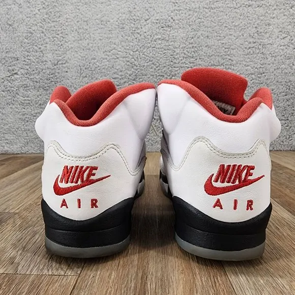 Nike Air Jordan Retro 5 Fire Red Big Boys Size 5.5Y White Red Mid Top Sneakers