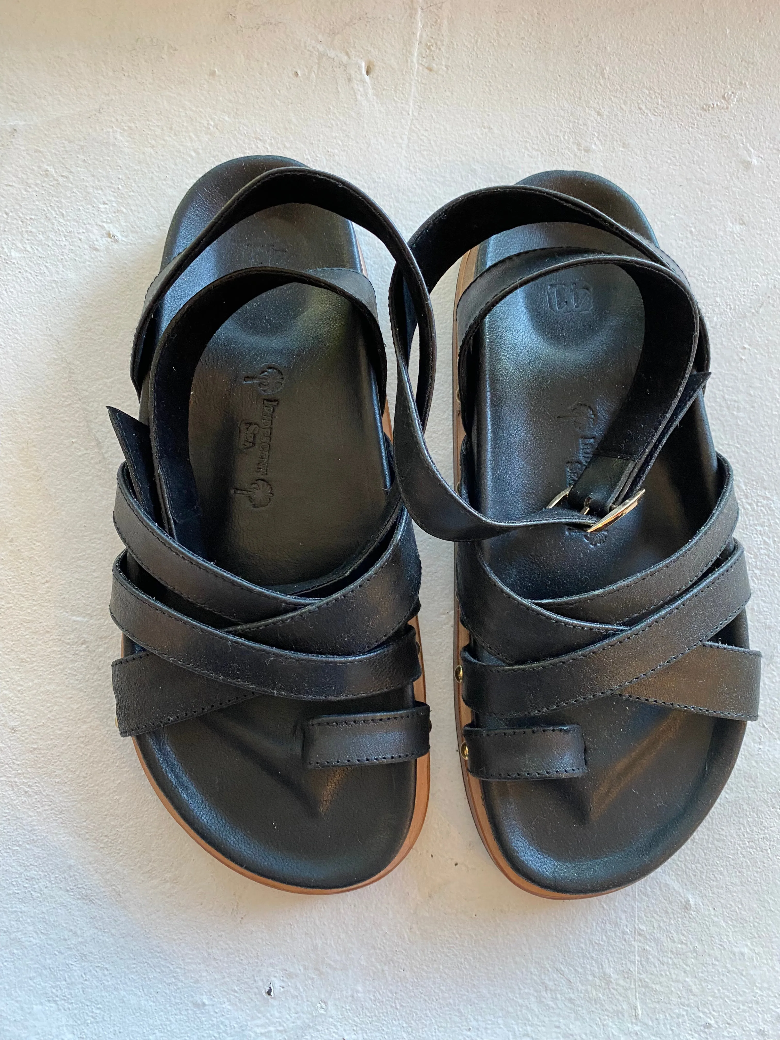 Palm Sandals In Black